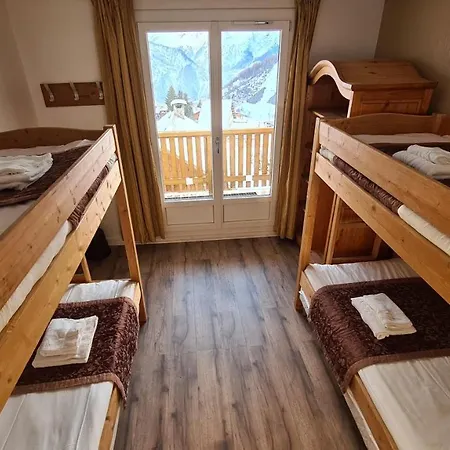 Hotel Hôtel La Vallée Blanche